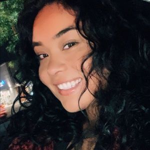 Meet your Posher, Erica